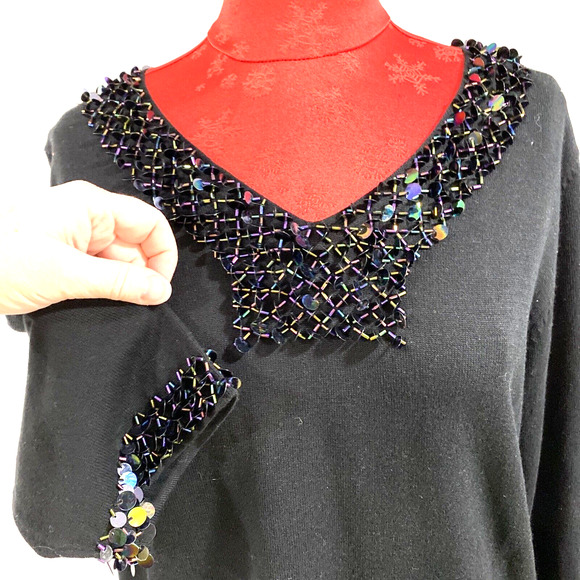 Quacker Factory black tunic sweater sequins embellishment neck and cuff size S - Picture 2 of 9